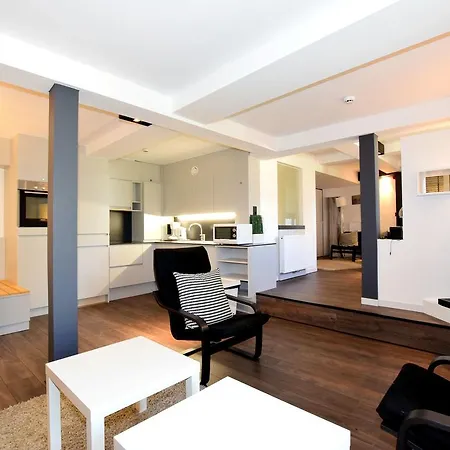 Spacious Holiday In Near Forest *