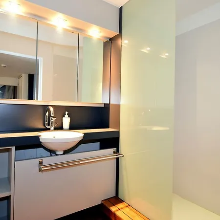 Spacious Holiday In Near Forest